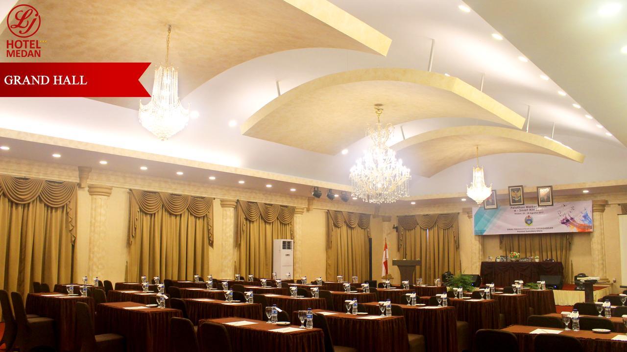 Lj Hotel Medan Bagian luar foto