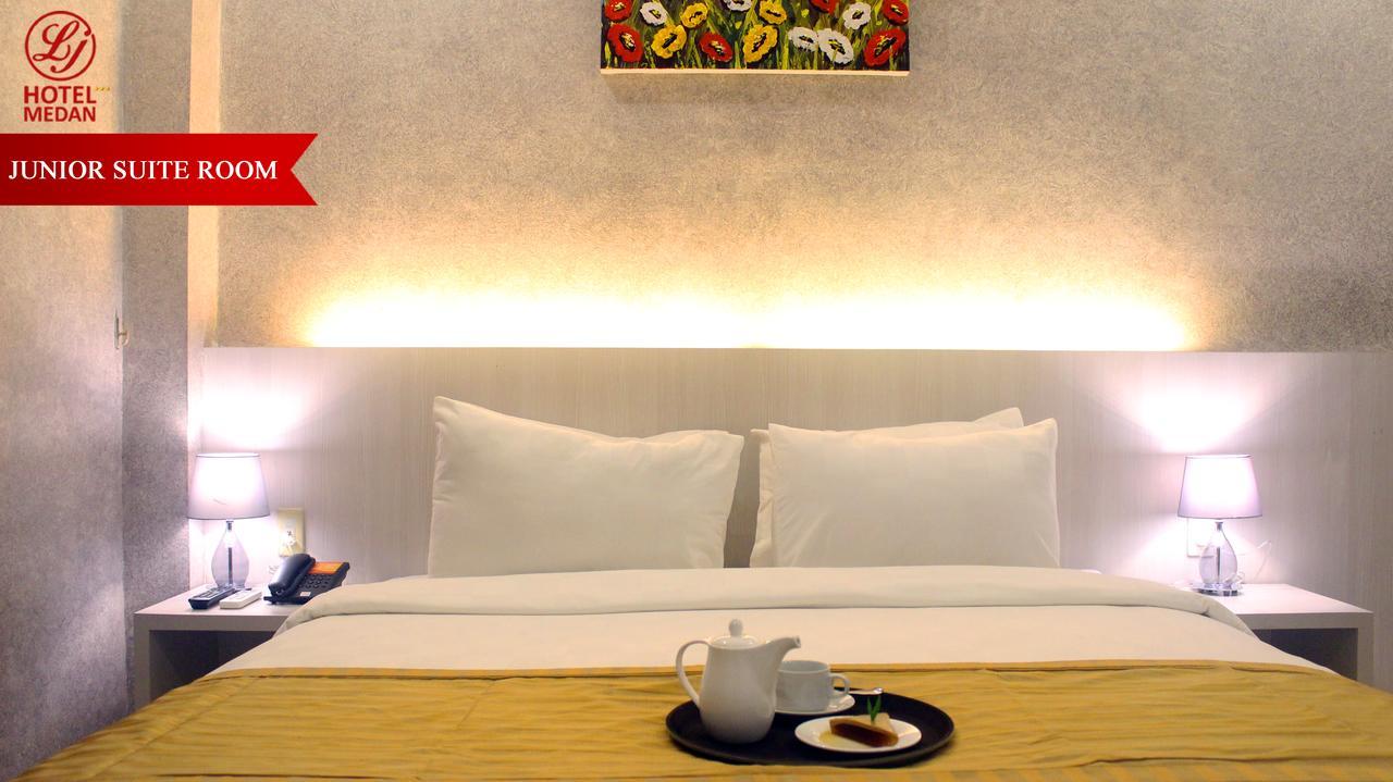 Lj Hotel Medan Bagian luar foto