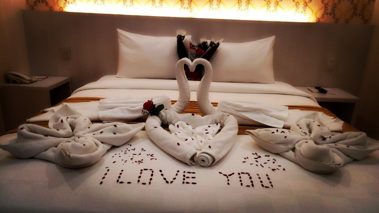 Lj Hotel Medan Bagian luar foto